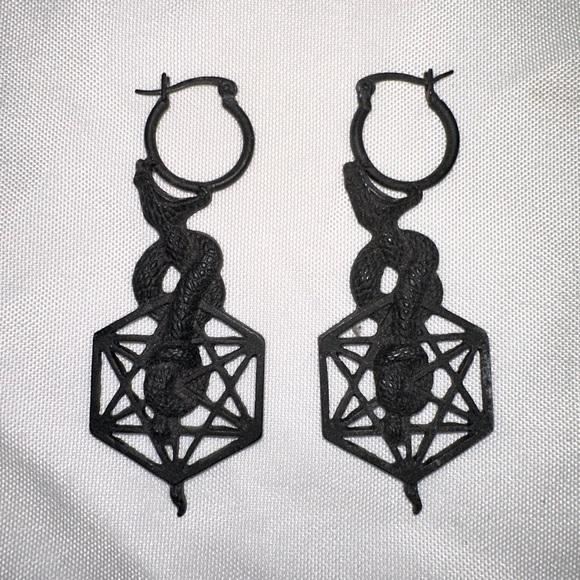 Restyle Black Serpent Necklace and Matching Earrings Set - Picture 3 of 6